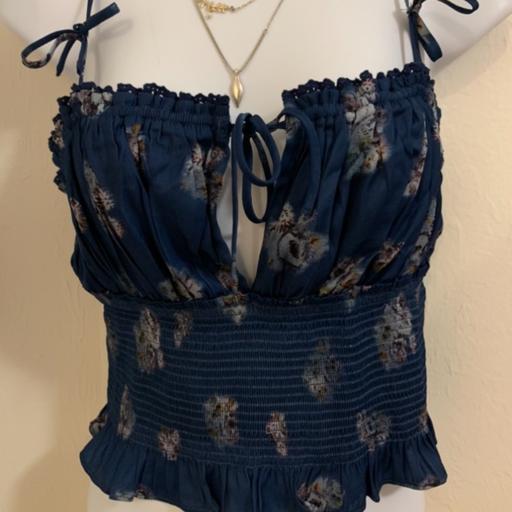 Beautiful Free People Top Small